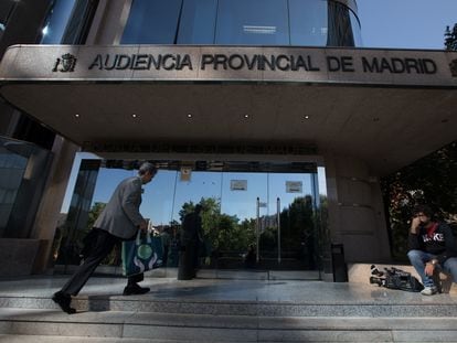 Entrada a la Audiencia Provincial de Madrid.