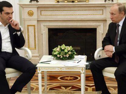 El primer ministro griego, Alexis Tsipras, con el presidente ruso, Vladimir Putin.