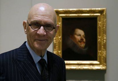 William B. Jordan, el pasado junio junto al 'Retrato de Felipe III', que donó al Museo del Prado.