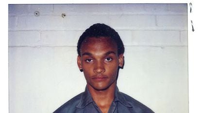 Imagen de la ficha policial de David Hampton tras ser detenido por la policía de Nueva York en 1985.