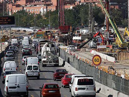 Desvíos de tráfico por la obra de soterramiento de la M-30 en el tramo del río Manzanares.