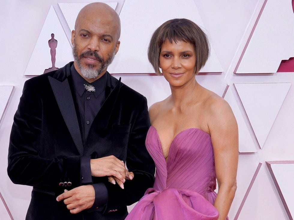 Halle Berry Hace Oficial Su Relacion Con El Musico Van Hunt En Los Oscar Gente El Pais