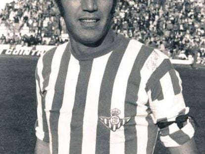 Rogelio Sosa, durante un partido con el Betis.