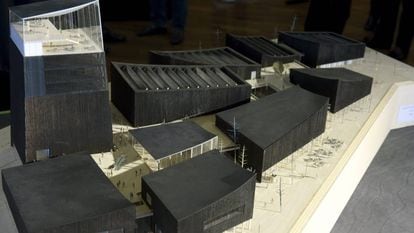 Maqueta del proyecto realizado por el estudio de arquitectos Moreau Kusunoki para el Guggenheim de Helsinki.