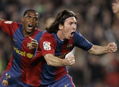 Después de un par de años a la sombra de Ronaldinho y Eto'o, Messi se convierte en el gran héroe del partido en el Camp Nou ante el Real Madrid de la temporada 2006/2007. El argentino hace los tres goles de su equipo en un partido que finalizaría 3-3.