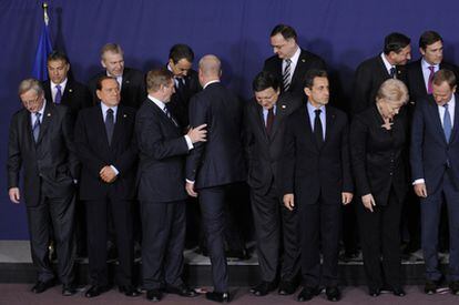 Los líderes europeos se colocan para la tradicional foto de familia al inicio de la reunión.