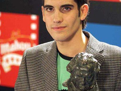 Tamar Novas, con el Goya que recibió en 2005.