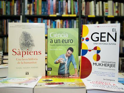 'Sàpiens', de Yuval Noah Harari; 'Ciència a un euro', de Dani Jiménez, i 'Gen', de Siddhartha Mukherjee.
