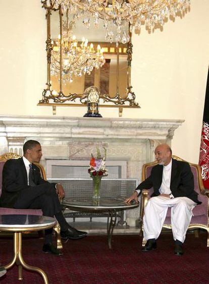Hamid Karzai junto a Barak Obama, entonces candidato por el Partido Demócrata a la Casa Blanca, en julio de 2008
