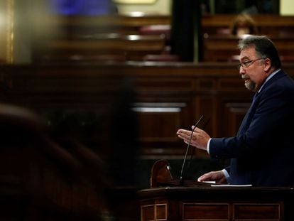 El diputado de Foro Asturias, Isidro Martínez Oblanca, en la tribuna del Congreso el pasado 14 de octubre.