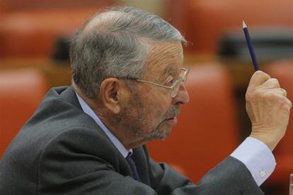 Alberto Oliart, durante una comparecencia en el Congreso de los Diputados.