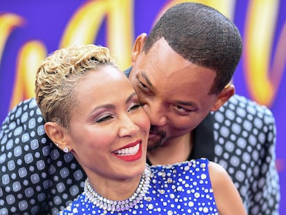 Jada Pinkett-Smith – Precisamente fue Leah Remini la que, en su libro de memorias, reveló que la actriz y mujer de Will Smith había sido una miembro habitual de la Cienciología. Pinkett-Smith rechazó cualquier posible adhesión, aunque sí reconoció haber estudiado dianética (una de las creencias que profesan sus miembros, imaginada por L. Ron Hubbard). El protagonista de En busca de la felicidad también refutó cualquier tipo de involucración.
