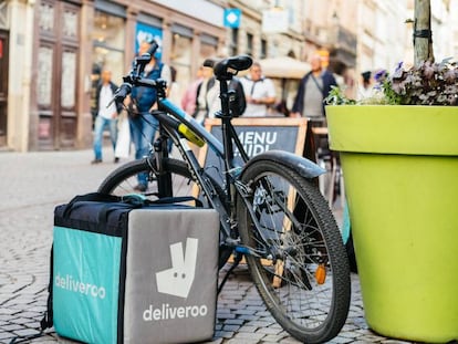 Booking, Deliveroo y Uber piden a la UE abordar la tributación digital a través de la OCDE