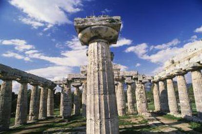 Templo griego en Paestum, en la costa del Cilento (Italia).