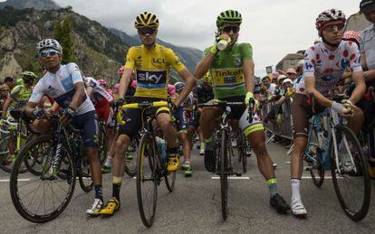 Quintana, Froome, Sagan y Bardet, antes de tomar la salida este sábado