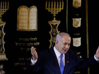 El primer ministro israelí, el viernes en una sinagoga de Río de Janeiro.