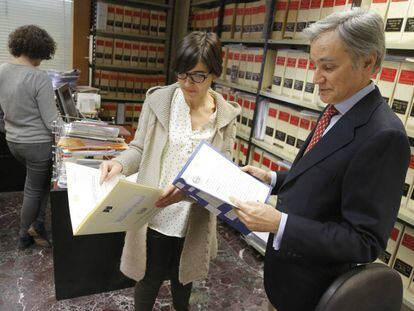 Diego Granados, presidente del Colegio de Notarios, en su oficina de San Sebasti&aacute;n.