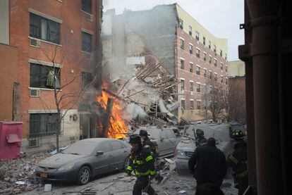 Los edificios afectados están al Este de Harlem. La explosión pudo tener su origen en la tienda situada en los bajos de uno de los bloques de viviendas. 