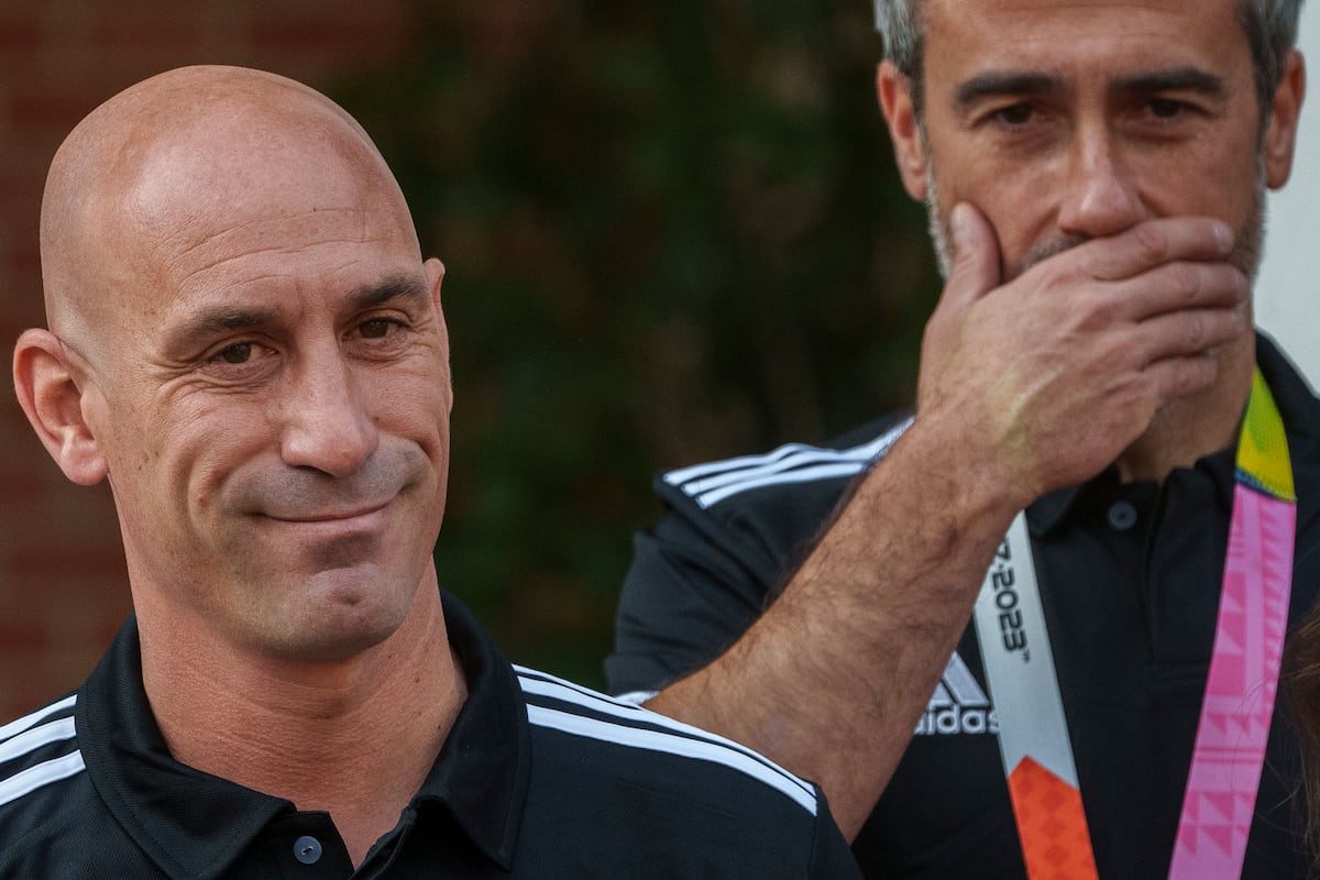 La tardía reacción del fútbol español al beso no consentido de Rubiales a Hermoso | Deportes