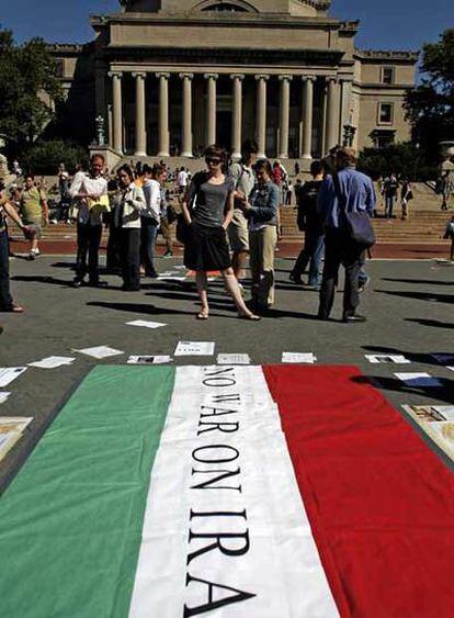 Concentración en Columbia en oposición a una eventual guerra contra Irán.