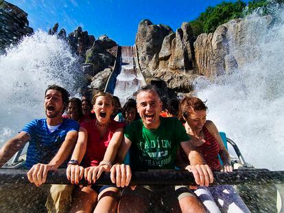 La atracción Tutuki Splash, en Port Aventura (Tarragona).