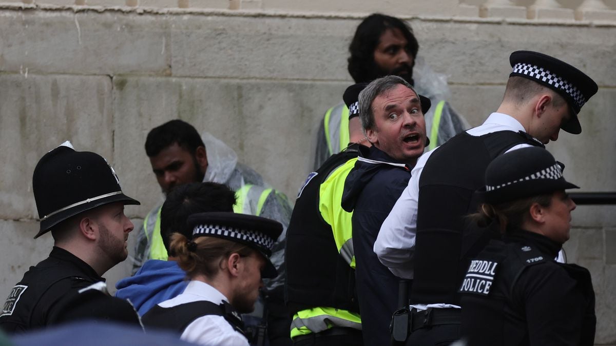 GORRO POLICIA DE LONDRES