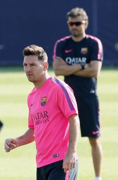 Messi y Luis Enrique en un entrenamiento.