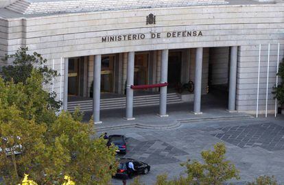 Fachada de la sede central del Ministerio de Defensa, en Madrid. 