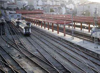 Vías de entrada a la estación de Vigo, que serán soterradas con la llegada del AVE.