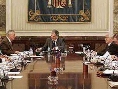 Reunión de la Junta de Fiscales de Sala, presidida por el fiscal general del Estado, Cándido Conde-Pumpido.