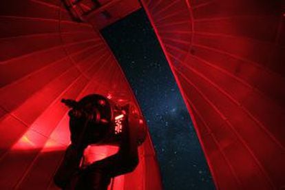 Telescopio del observatorio astronómico turístico de Collowara Andacollo, en Chile.