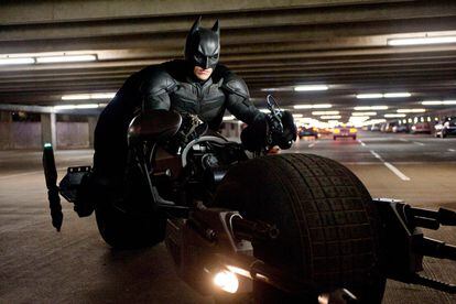 El caballero oscuro (Christopher Nolan, 2008) - 2 Oscars

	Batman, encarnado por Christian Bale, vuelve para luchar contra el crimen. La interpretación del terriible Joker, por Heath Ledger, le velió el Oscar a mejor actor secundario.