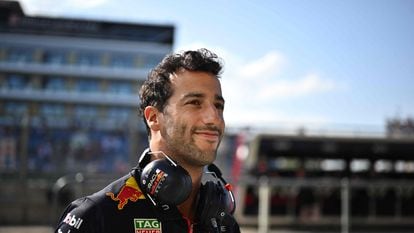 Daniel Ricciardo, piloto reserva de Red Bull, durante los entrenamientos libres del GP de Gran Bretaña, este viernes.