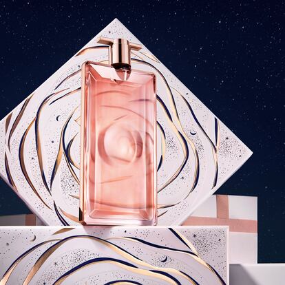 Este es el perfume floral para regalar esta Navidad a las mujeres que idolatramos (y Zendaya es su embajadora) 