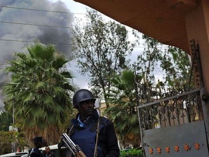 El Ejército combate planta por planta en el centro comercial de Nairobi