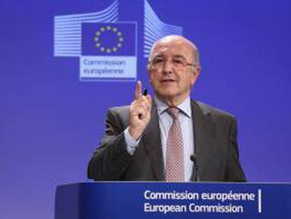 El comisario europeo de Competencia, Joaquín Almunia, durante una rueda de prensa en Bruselas, Bélgica. EFE/Archivo