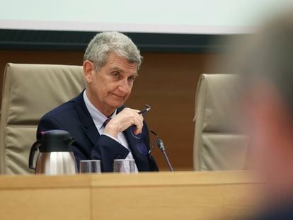 El presidente de RTVE, José Manuel Pérez Tornero, durante la comparecencia parlamentaria de abril.