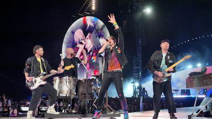 Coldplay actuando en Dallas, Texas, en mayo de 2022 durante la gira del disco 'Music of the Spheres', la misma que les lleva a Barcelona.
