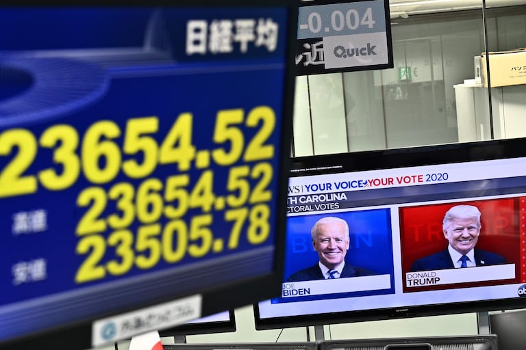 Un panel de la Bolsa de Tokio, la pasada madrugada.