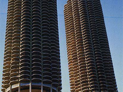 <i>Marina City </i>de Bertrand Goldberg, rascacielos realizado en Chicago en 1964.