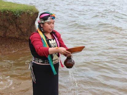 Indígena mapuche de Chile, una de las 16 etnias que estarán representadas durante la ceremonia de inauguración de Expotural.