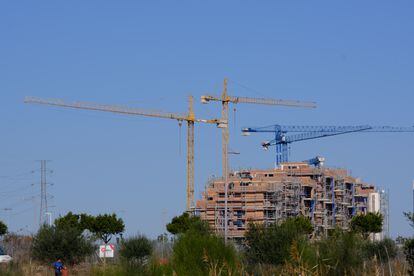 Viviendas en construcción en Dos Hermanas (Sevilla).