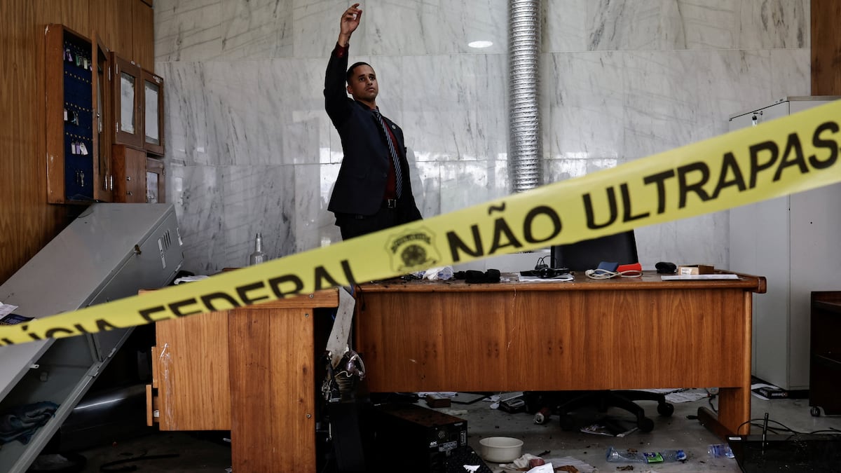 Lula impone el orden con arrestos masivos y el apoyo del poder legal y legislativo |  Internacional