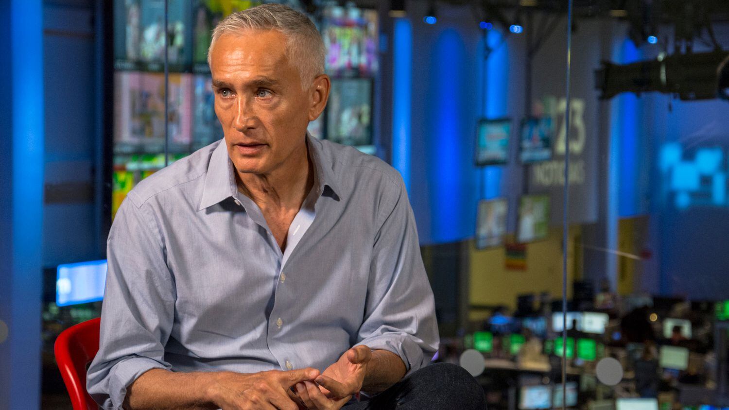 El periodista Jorge Ramos, en el estudio de Univisión, en una imagen de 2018.