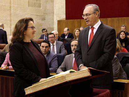 Maria del Carmen Prieto, al ser nombrada diputada.