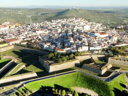 La ciudad portuguesa de Elvas, con su recinto abaluartado.