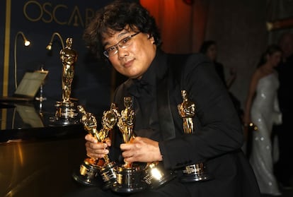 Bong Joon-ho, la noche de 2020 en que arrasó en los Oscar con 'Parásitos'.