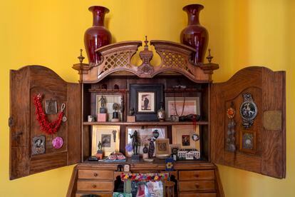 A cabinet of curiosities: an 18th century secretaire that treasures family memories.