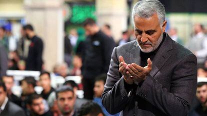 Qasem Soleimani, durante una ceremonia religiosa en Teherán, en 2015.