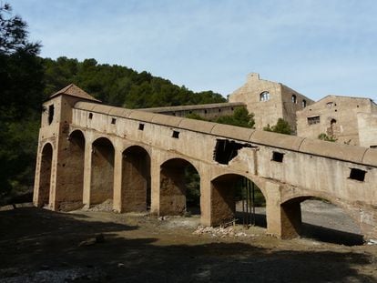 Transporte del lavadero El Lírio, parte del conjunto minero del Cabezo de Ponce, en la Sierra Minera de Cartagena-La Unió (Región de Murcia).